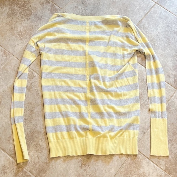 Express cotton striped cardigan sweater yellow gray lightweight v neck small - Picture 2 of 6